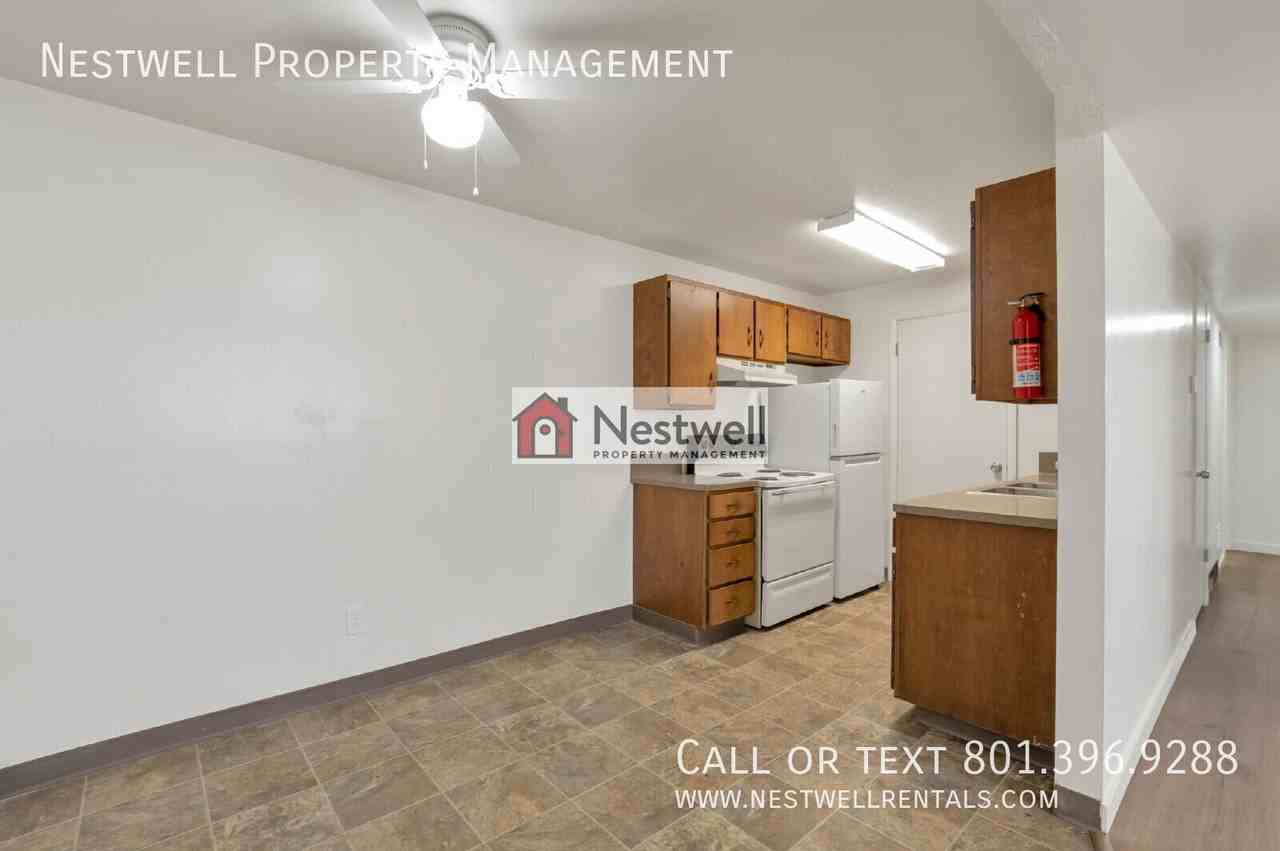 230 W Center St #4 - Photo 5 of 24
