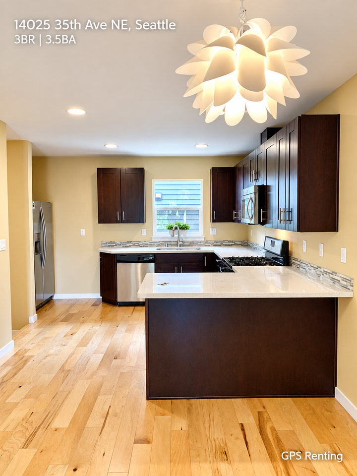 14025 35th Ave Ne - Photo 3 of 18