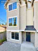 1029 Ne 123rd St #C - Photo 1 of 1
