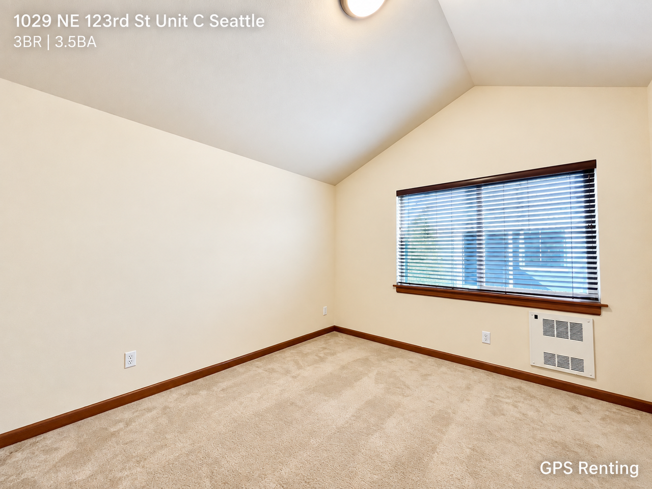 1029 Ne 123rd St #C - Photo 7 of 19