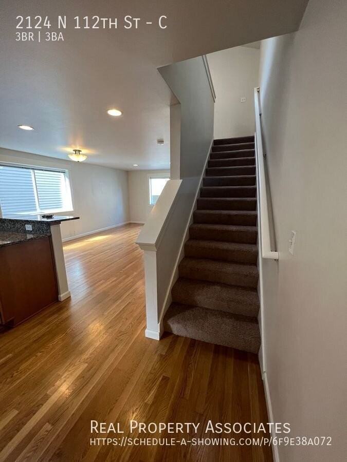 2124 N 112th St #C - Photo 5 of 19