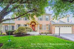 featured image of 21228 Greenbrier Ct