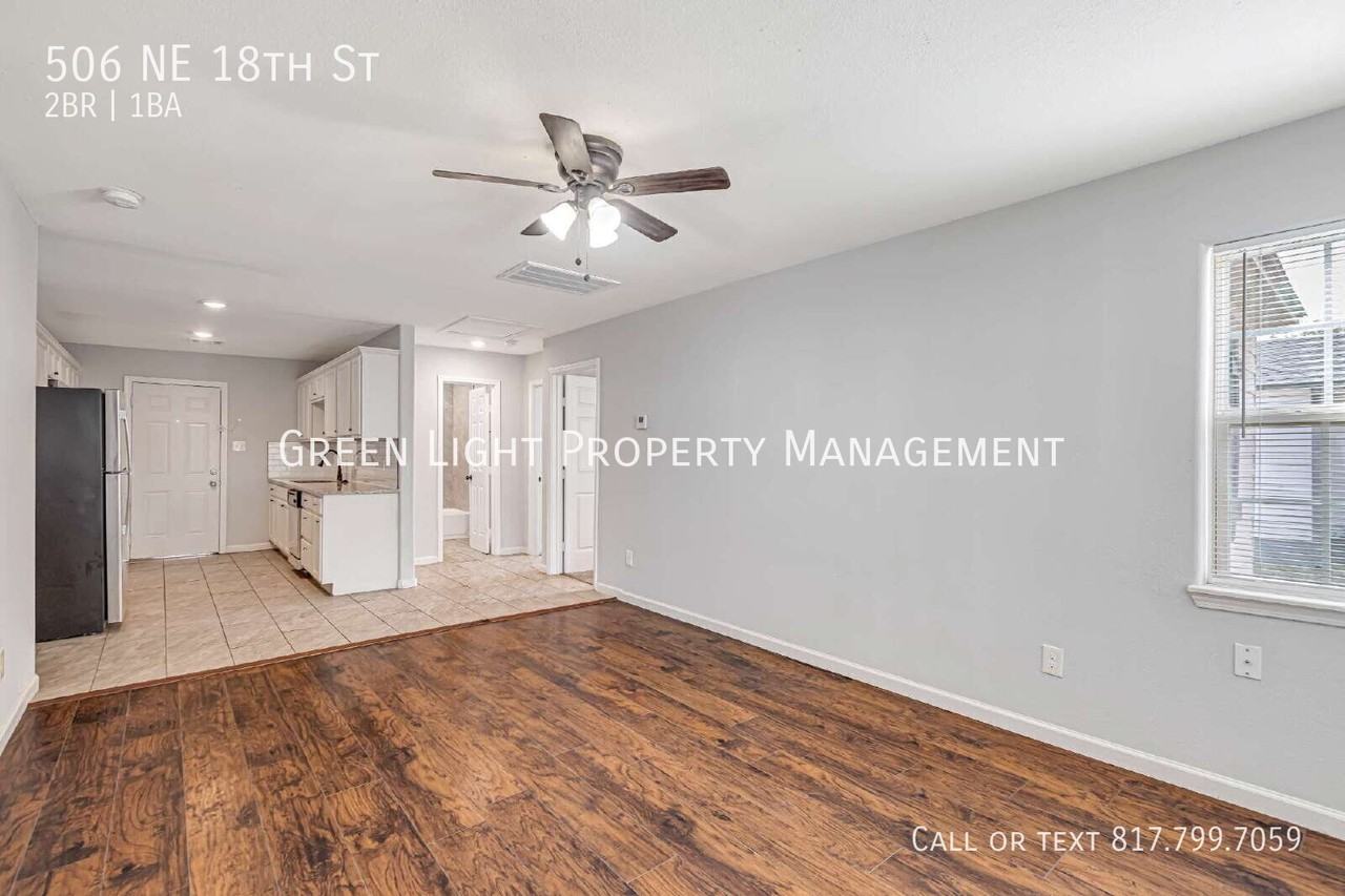 506 Ne 18th St - Photo 4 of 21