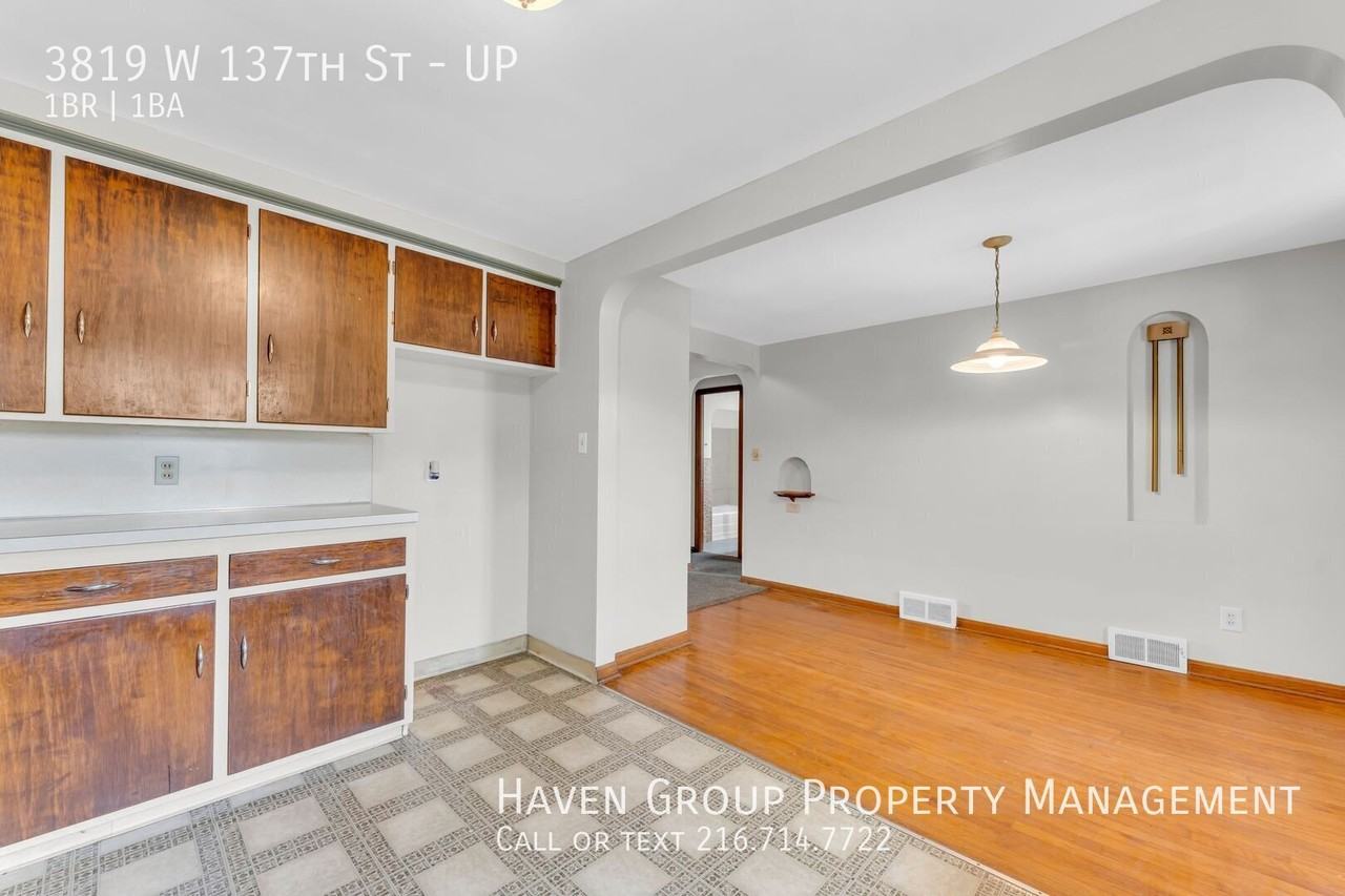 3819 W 137th St #UP - Photo 6 of 20