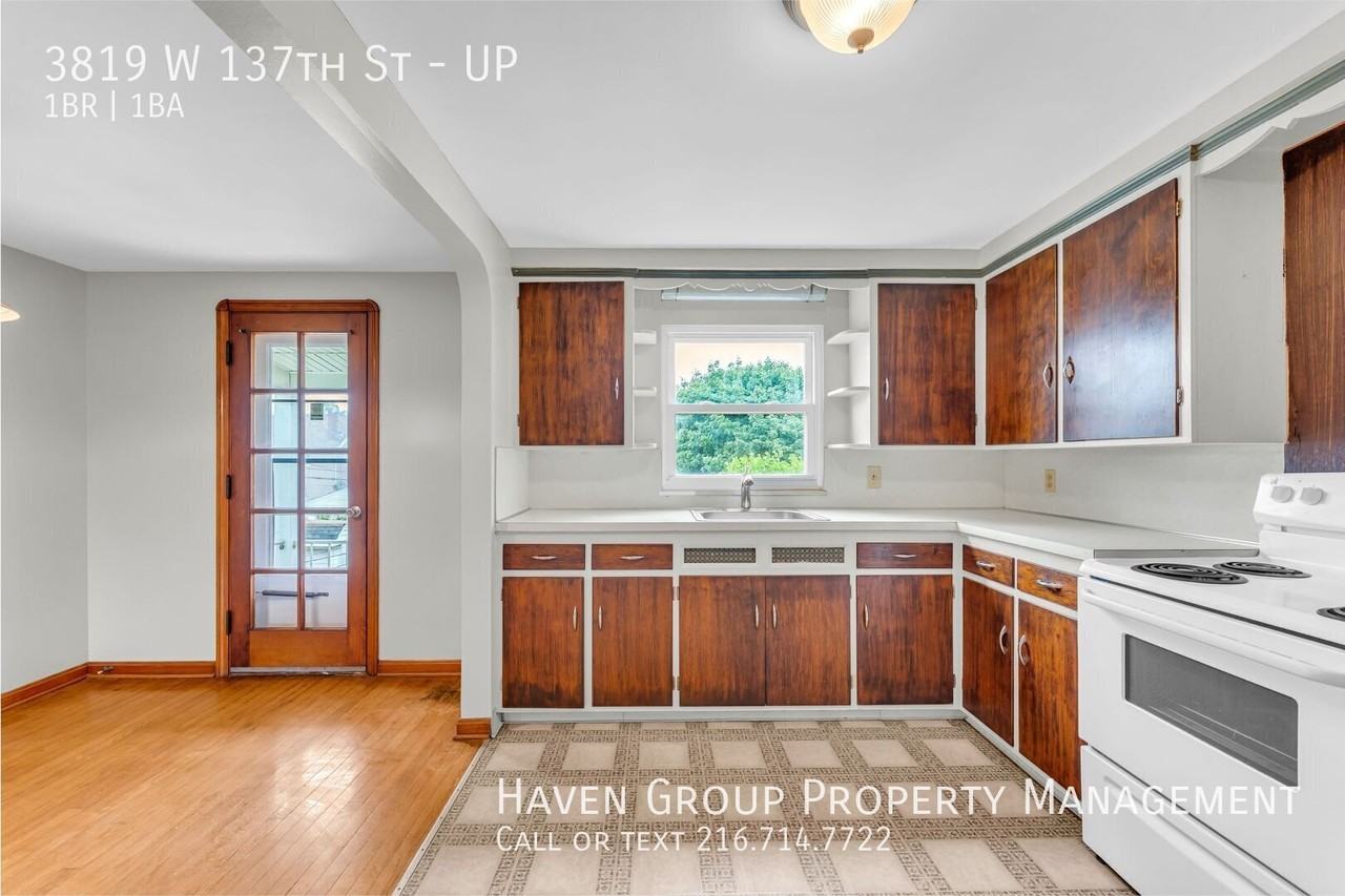 3819 W 137th St #UP - Photo 7 of 20