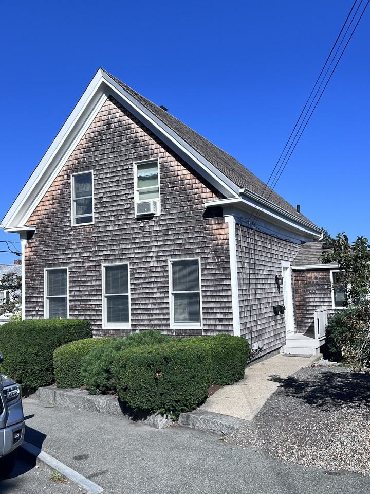 30 Parker St #1stFL