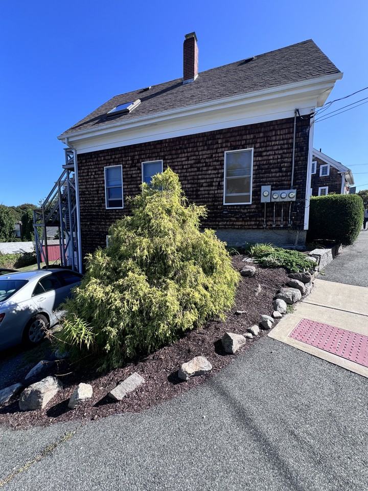 30 Parker St #1stFL - Photo 4 of 16