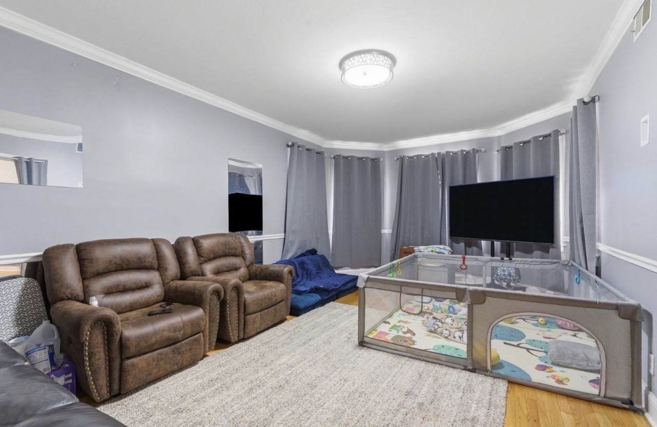 6066 N Albany Ave #1 - Photo 5 of 15