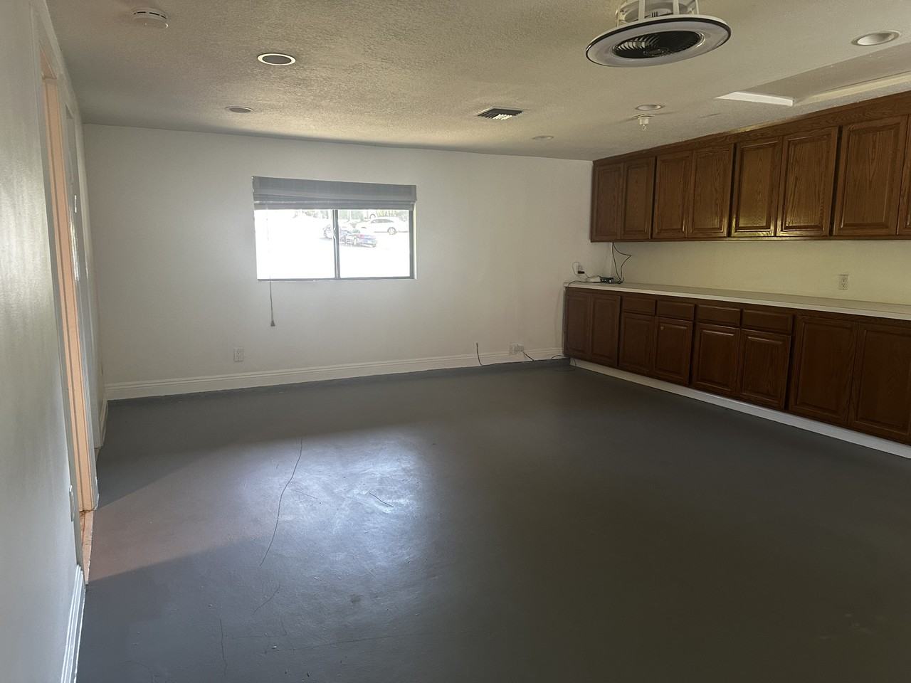 3761 N Hermosa Pl #0 - Photo 2 of 4