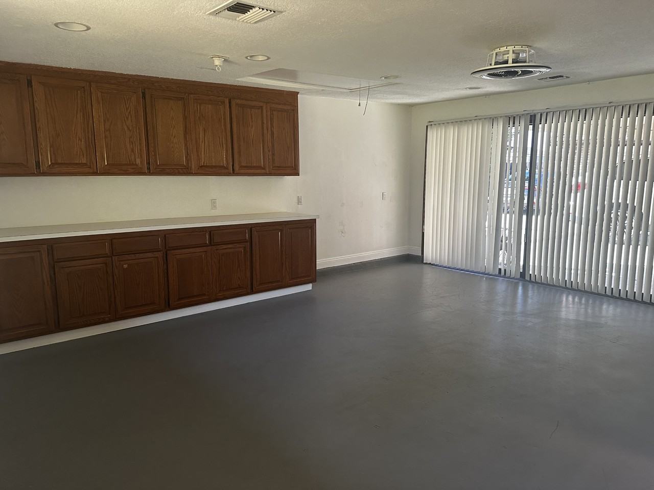 3761 N Hermosa Pl #0 - Photo 4 of 4