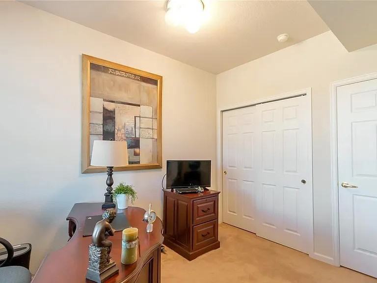 7131 S Wenatchee Way #D - Photo 3 of 17