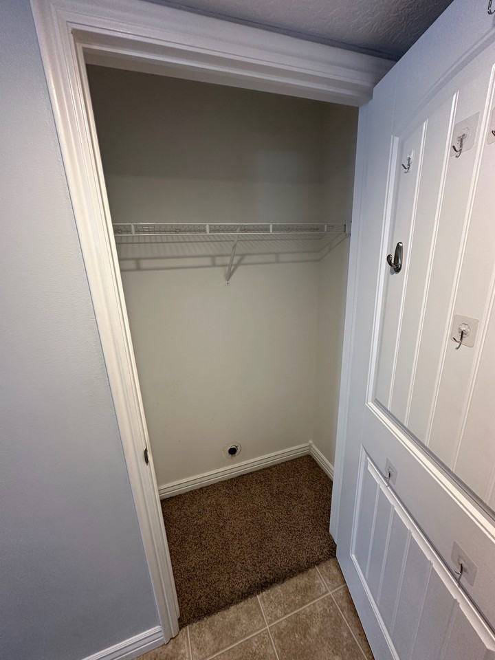 3842 S Clare Dr #D3 - Photo 6 of 20