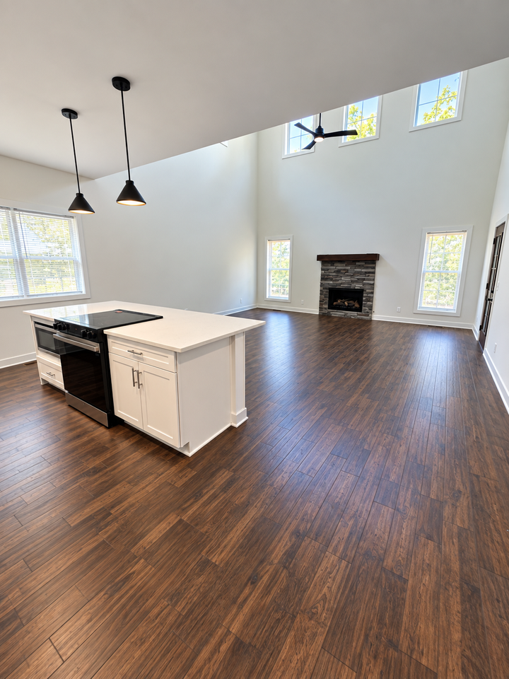 2426 Batavia St #NA - Photo 4 of 28