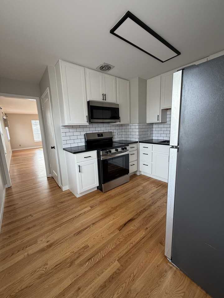 816 3rd St #816 - Photo 3 of 14