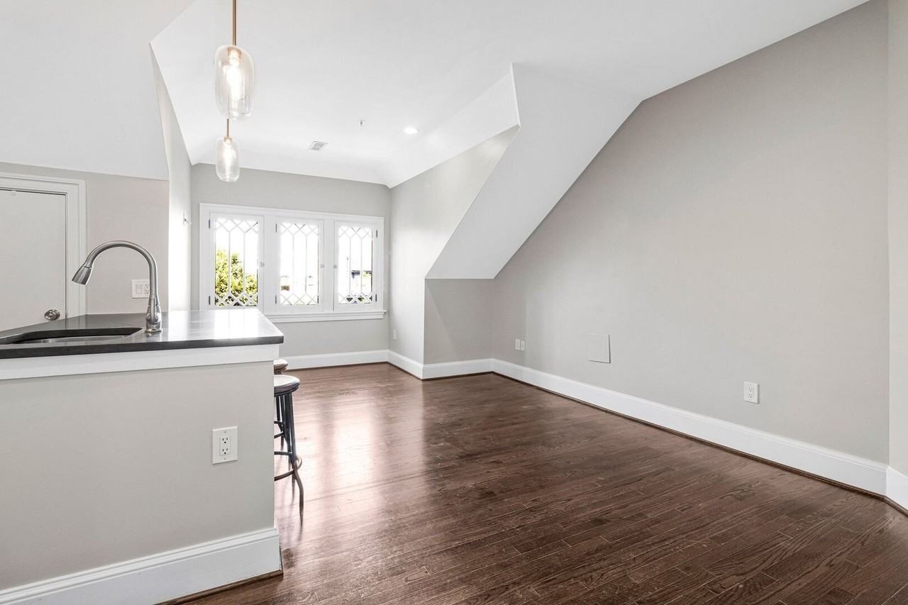 3324 18th St Nw #11 - Photo 6 of 30