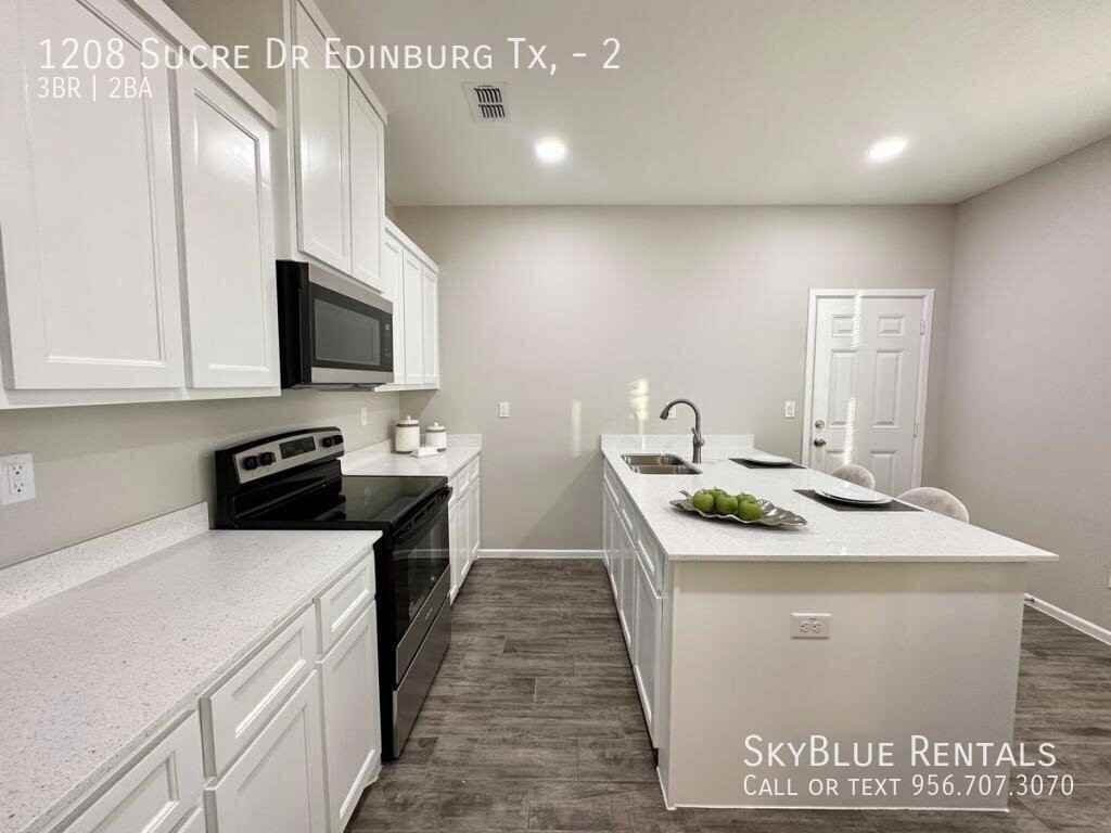 1208 W Sucre Dr #2 - Photo 7 of 15