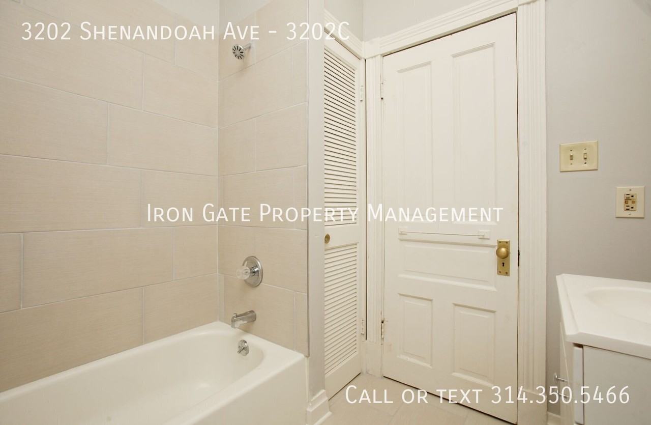 3202 Shenandoah Ave #3202C - Photo 7 of 12