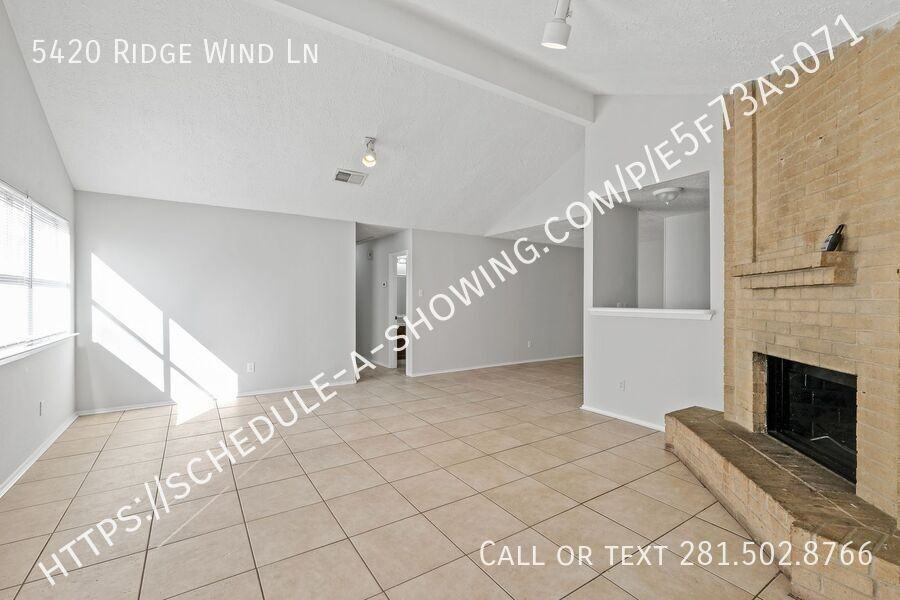 5420 Ridge Wind Ln - Photo 4 of 12