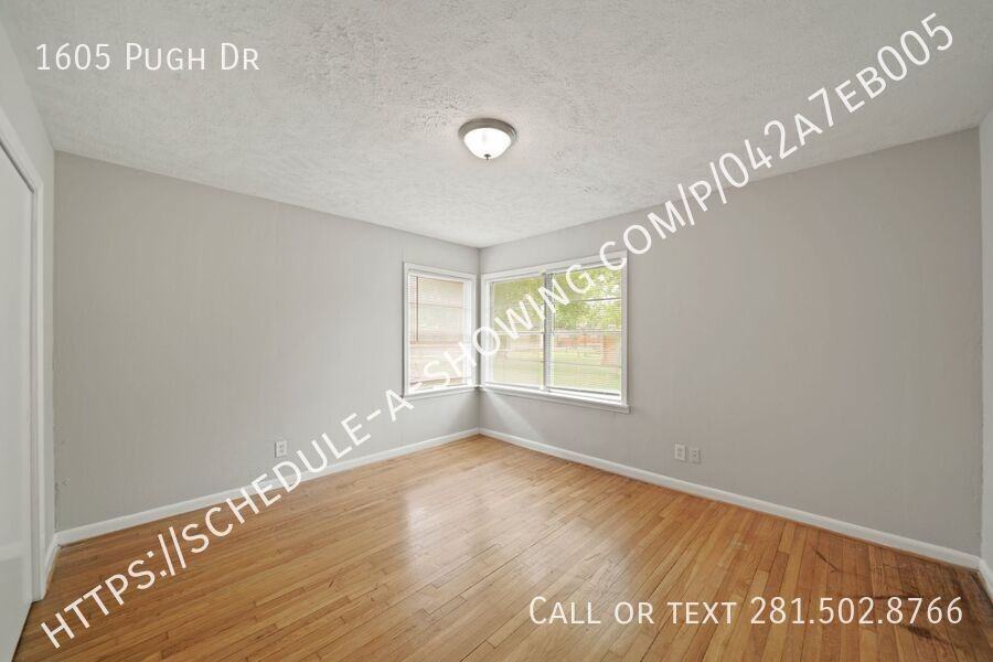 1605 Pugh Dr - Photo 6 of 11