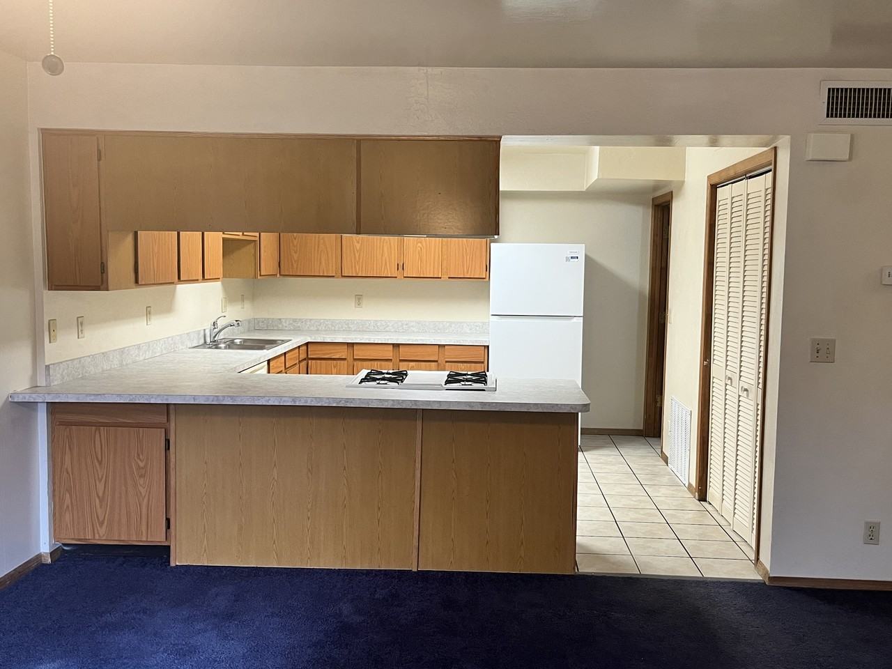 920 W Grand Canyon Ave #10 - Photo 4 of 13