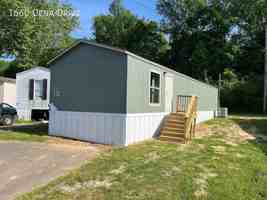 featured image of 1660 Dena Dr