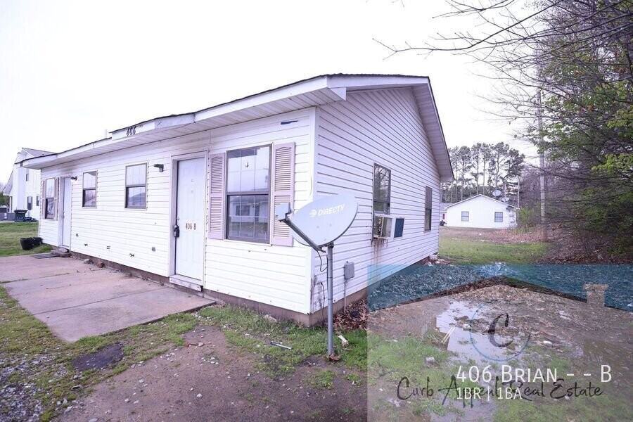 406 Brian St #B - Photo 4 of 24