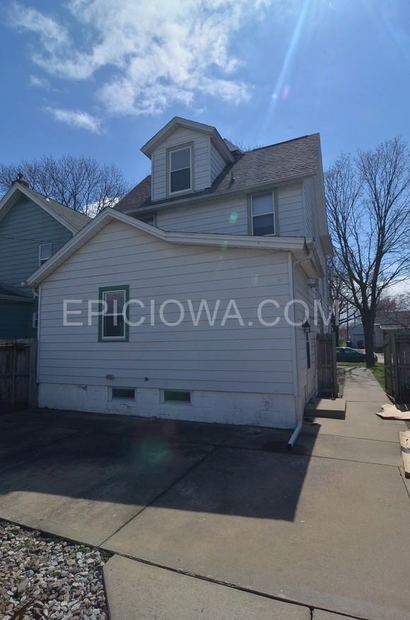 2 4th Ave SW - Photo 3 of 6