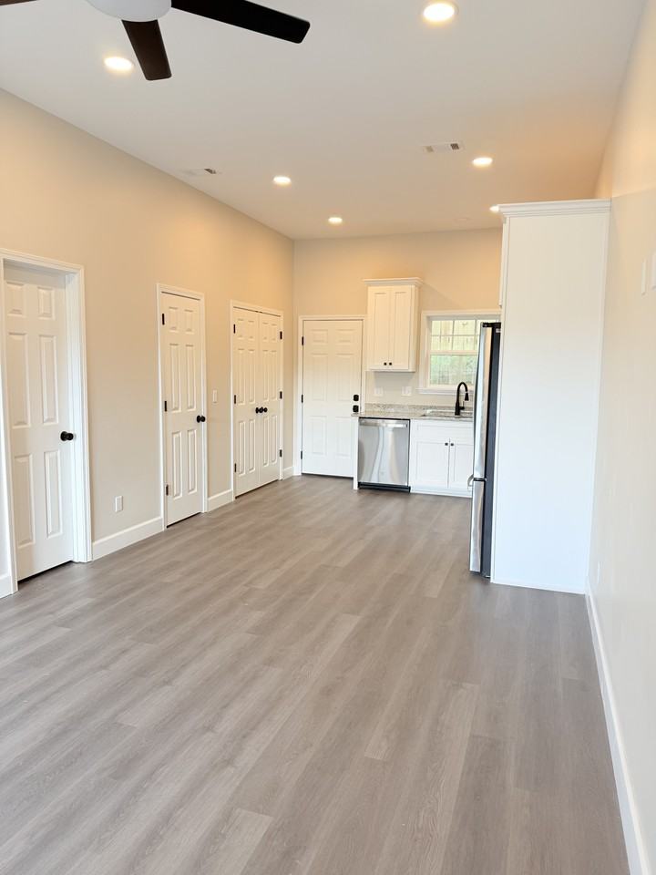 312 Mitchell St #1 - Photo 3 of 14