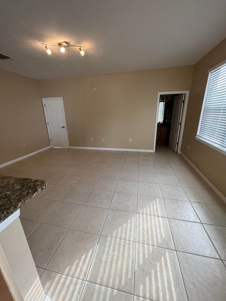 3864 Siskin Dr #NA - Photo 2 of 25