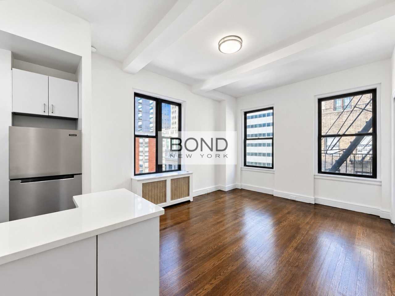 140 E 46th St #T - Photo 2 of 5