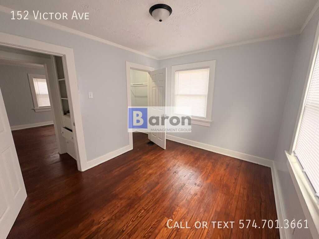 152 Victor Ave - Photo 2 of 6