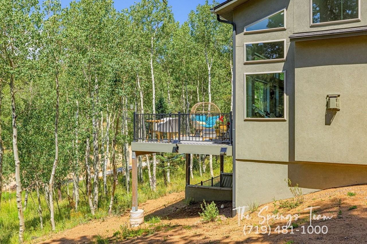 6770 Eagle Mountain Rd - Photo 3 of 50