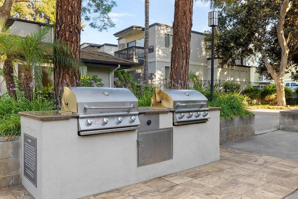 Summit Park Village - Photo 4 of 19