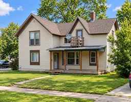 featured image of 640 1/2 Broadway St
