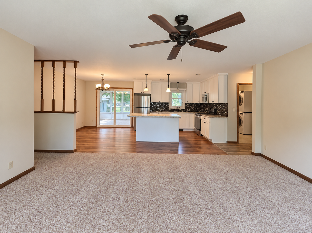 3214 Phoenix Ave - Photo 3 of 18