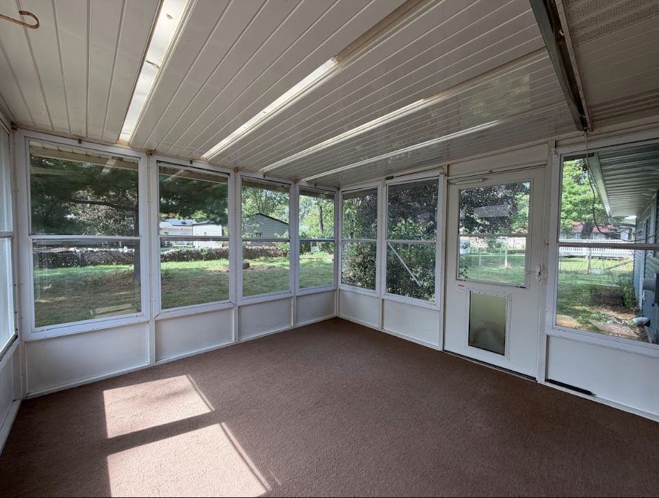 3214 Phoenix Ave - Photo 7 of 18