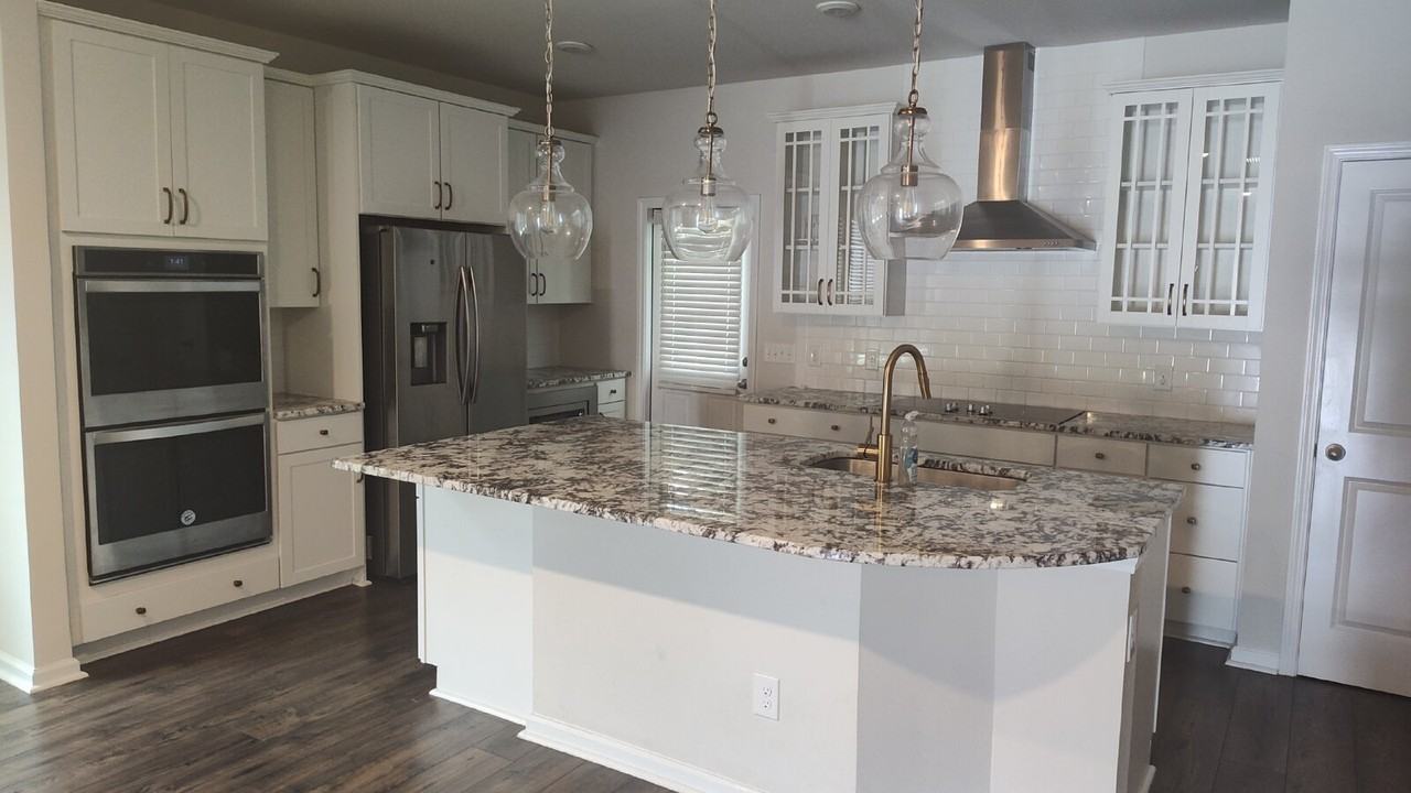 225 Benelli Dr - Photo 3 of 15