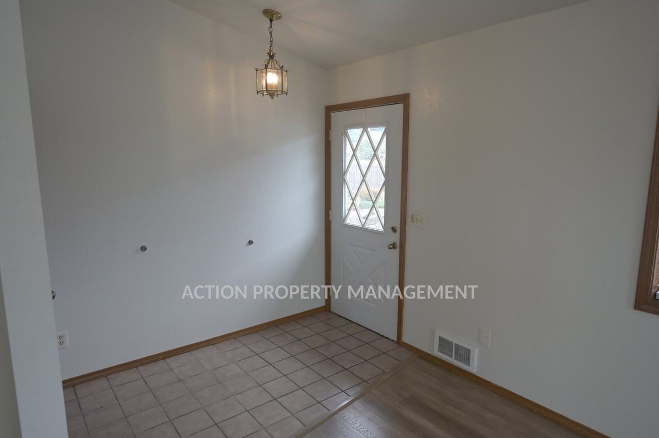 52 Crownview Ln - Photo 4 of 19