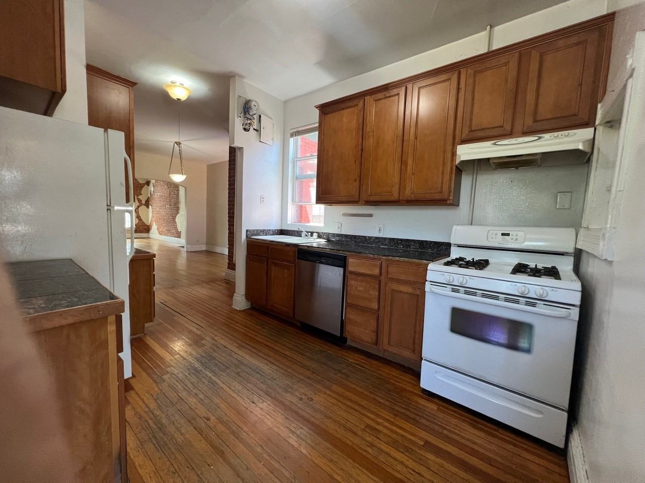 2261 N High St - Photo 7 of 16
