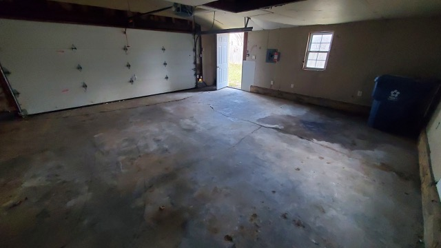 3413 Cecil Ave - Photo 4 of 18
