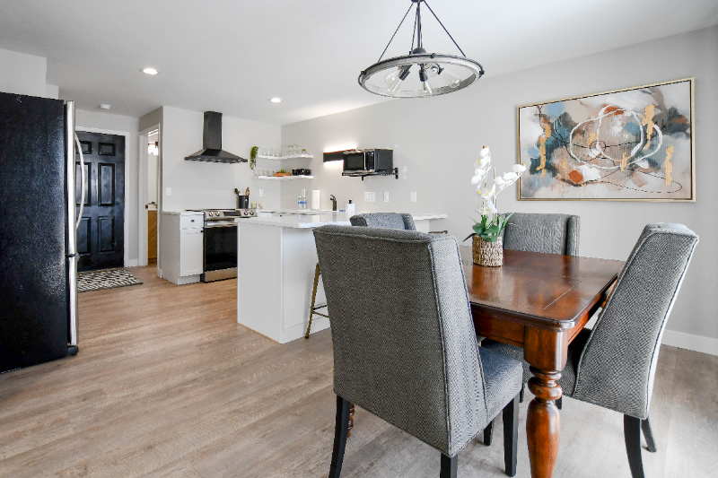 416 Aloysius Ct - Photo 6 of 31