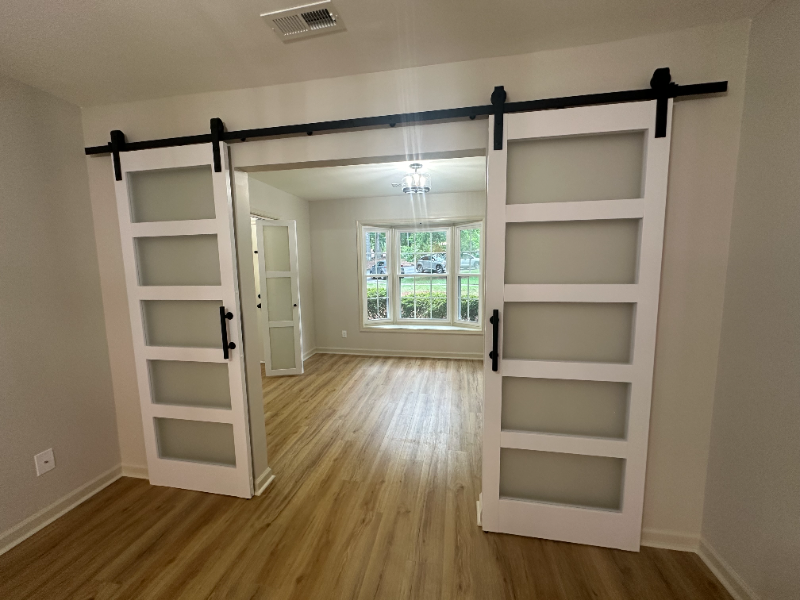 2440 Cottage Pl - Photo 7 of 20
