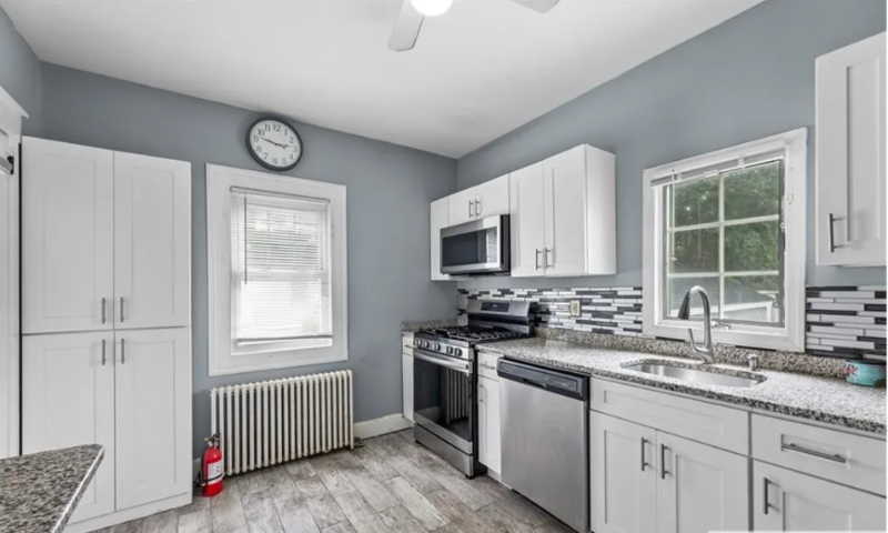 21 Dora Ave - Photo 3 of 15