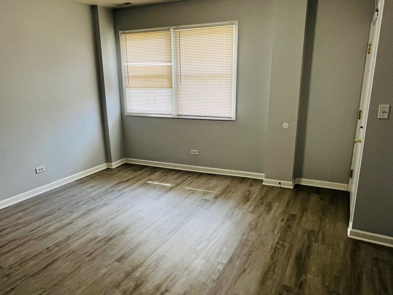 3921 Joliet Ave #2 - Photo 3 of 4