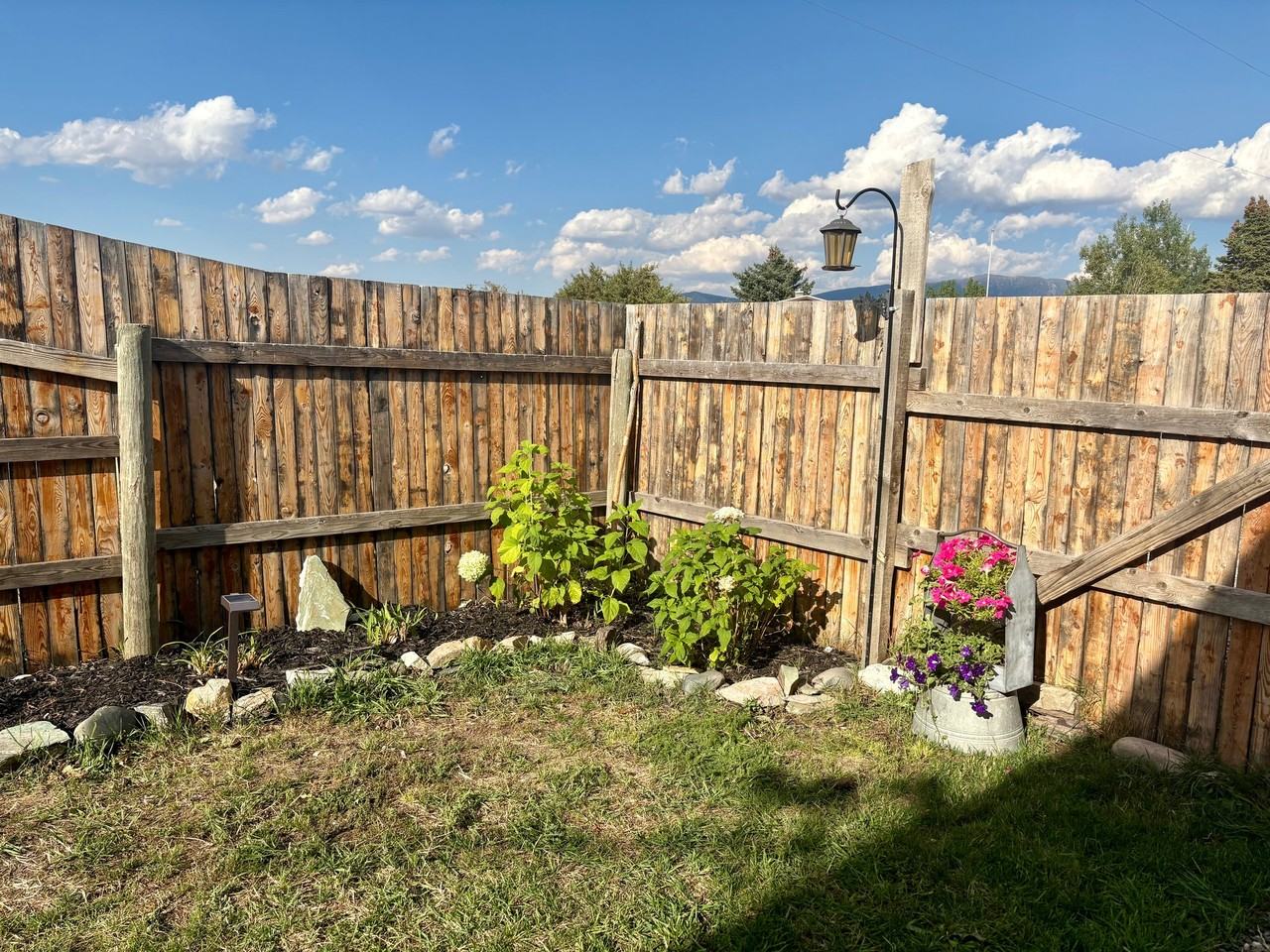 220 Slade Ave #B - Photo 3 of 12