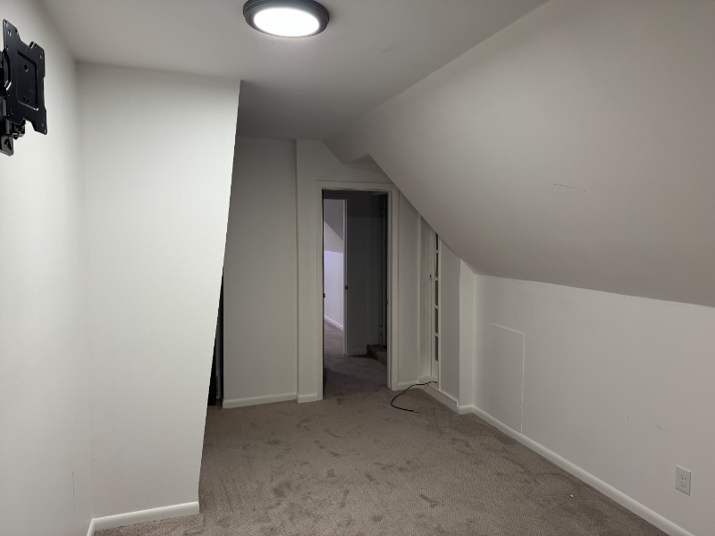 520 Saratoga Rd - Photo 3 of 15