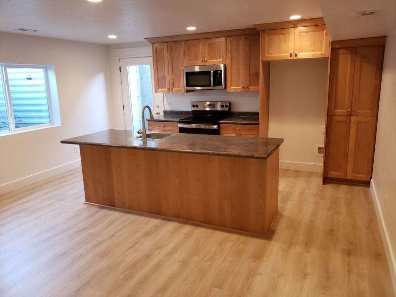 1641 Ne N - Photo 2 of 26