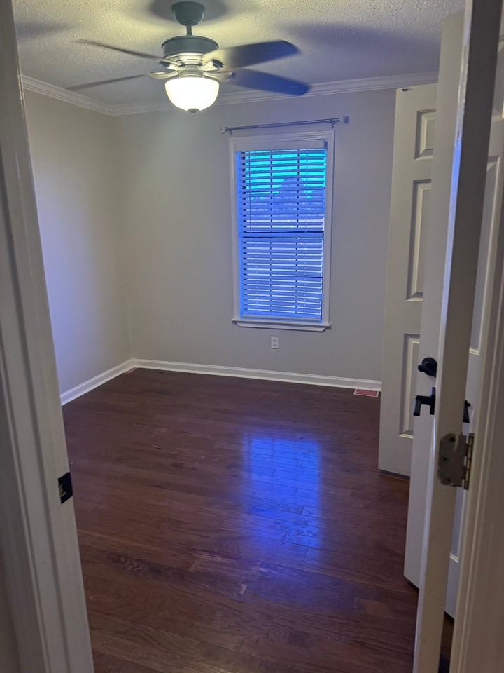 479 Ervin Ln - Photo 6 of 6