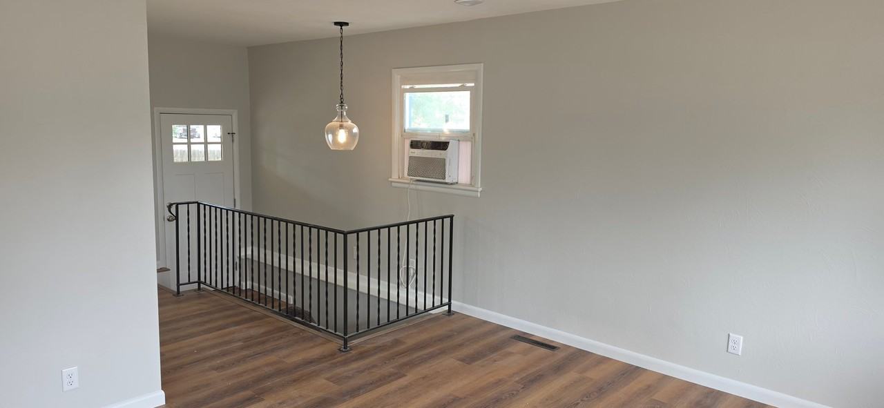 2898 Merry Ln - Photo 2 of 18
