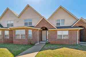 featured image of 2622 Featherstone Rd #C
